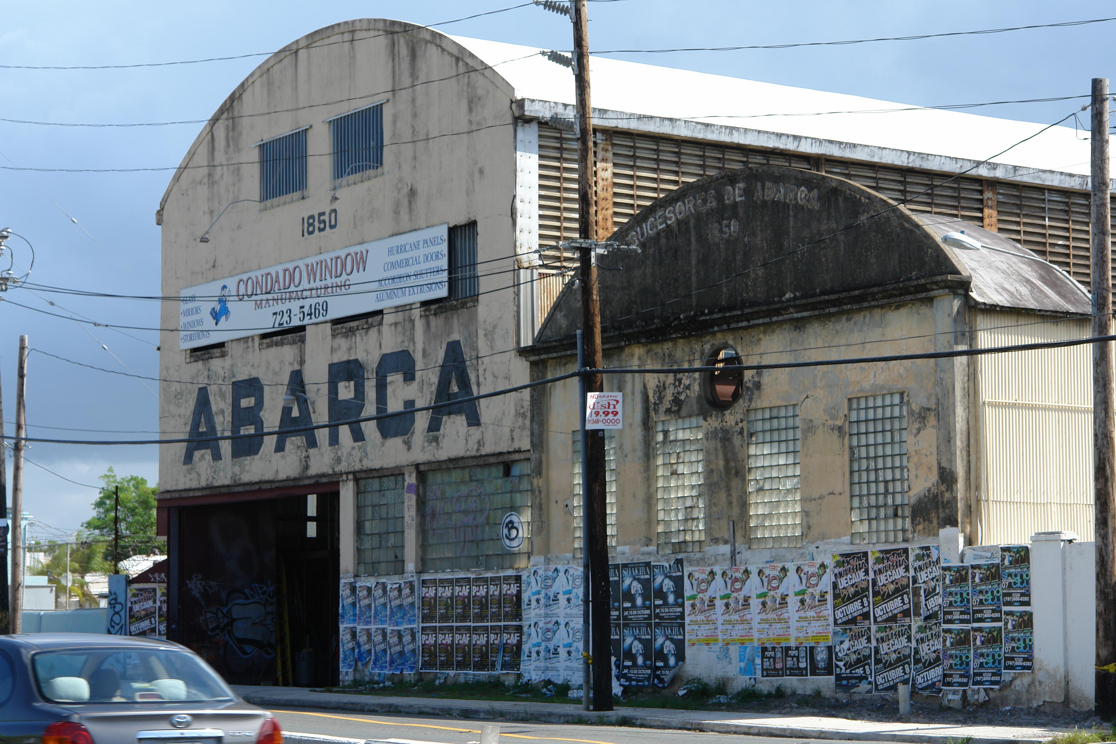 Antiguo edificio Sucesores de Abarca - San Juan (Miramar) - 2011 00006